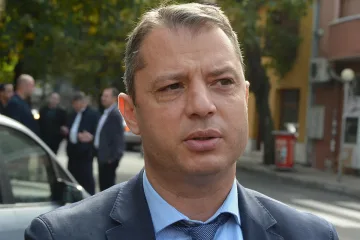 Революция от Делян Добрев! Как ще попълни дупката в бюджета