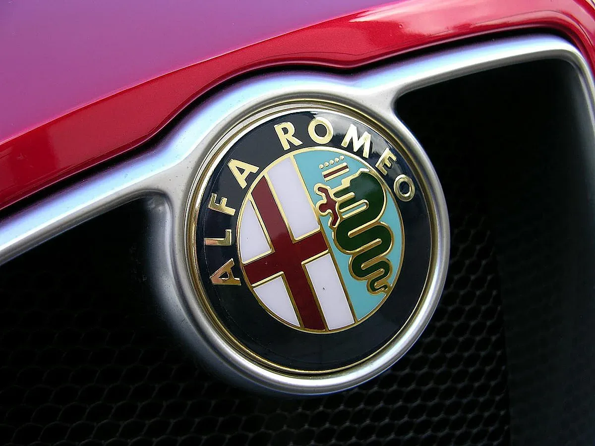 30 август! Alfa Romeo представя мистериозната си суперкола