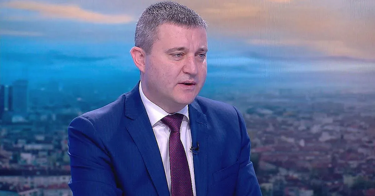 Горанов с последни разяснения за еврото. Какво става с цените?