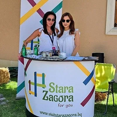 Старозагорският туристически информационен център с щанд на рок феста в Могилово