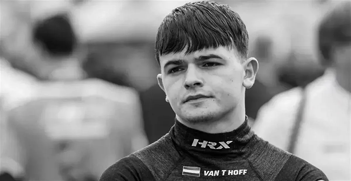 Ужас на пистата! Загина 18-годишен пилот