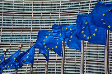 ЕС готви удар по американските интернет гиганти заради митата