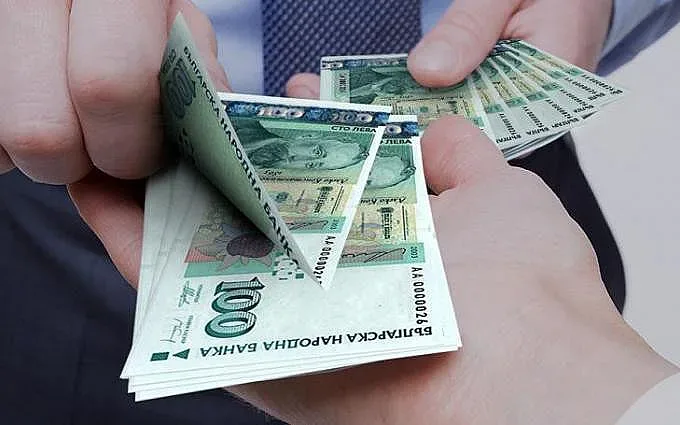 Шарлатанин от Ловечко измами свой познат с 400 000 лв.