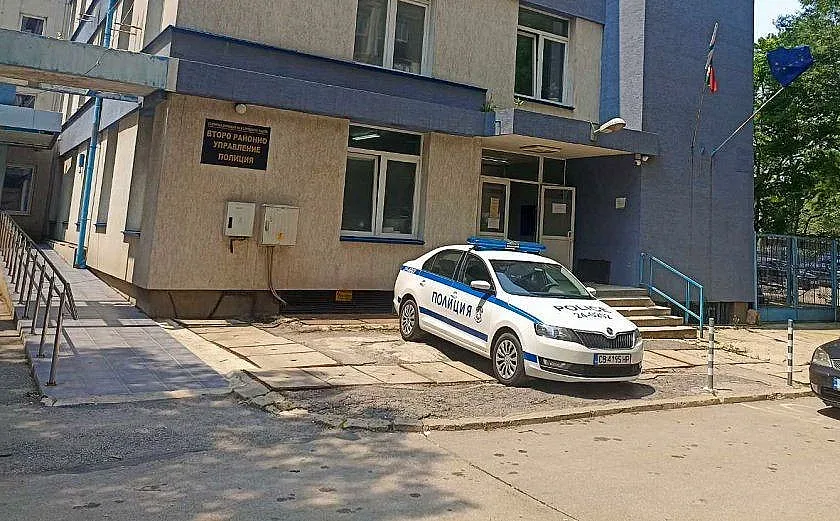 Криминалист проговори за арестувани за подкуп пътни полицаи