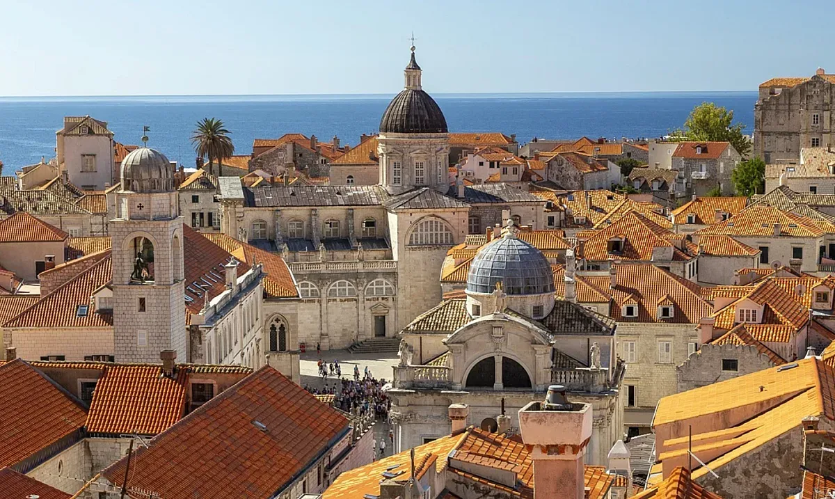 В един град носим куфарите си в ръце. Иначе - страшна глоба