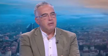 Човек на Радев предупреди, че сме близо до война. Какви са рисковете