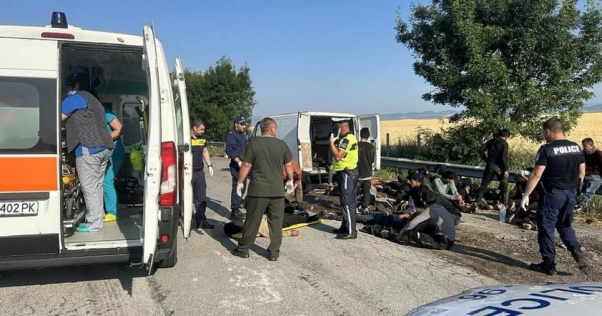 На косъм от ужас с нелегални мигранти на магистрала Тракия