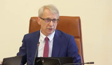 Главчев разтури уйдурма на Денков. "Вечеря с премиер" за 3000 евро