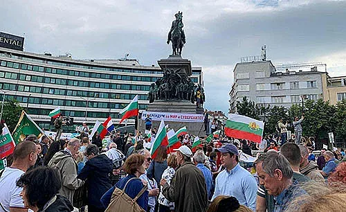 Граждански и неправителствени организации, партии и общественици се обединяват и правят Коалиция на мира