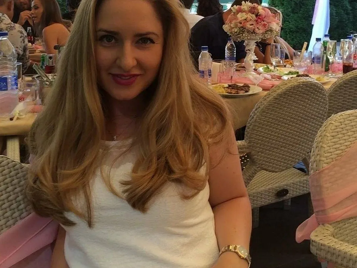 Изненада! Къде започна работа щерката на Борисов