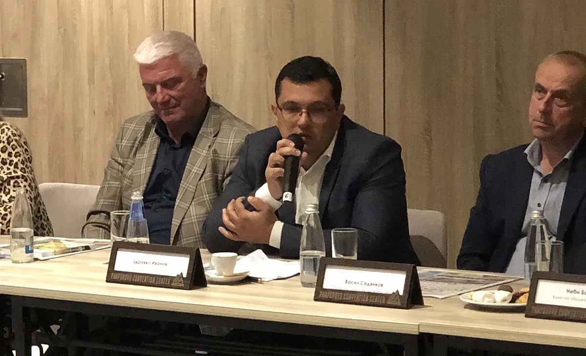 Бранд Родопи! Кметът на Девин с призив за пещерите