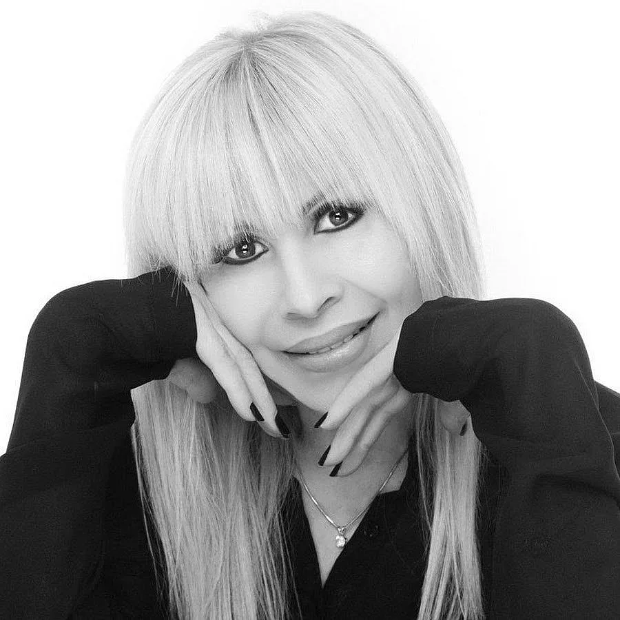 Лили отново смая публиката, феновете просълзени