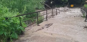 Бедствено положение в Етрополе! Каква е опасността /ВИДЕО/