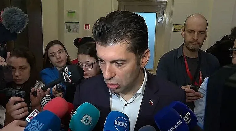 Кирил Петков разкри кога ще се откаже от имунитета си