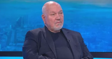 Човек на Радев разочарова Гешев