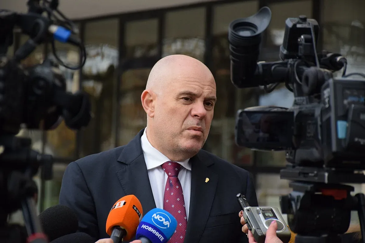 Ново напрежение във ВСС! Ще падне ли Гешев?