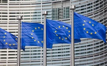 EK призова интернет платформи да обозначават съдържанието, създадено от AI