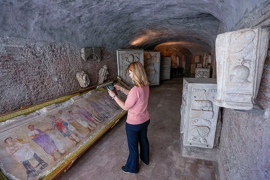 Италия си върна плячкосано съкровище