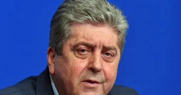 Български президент излиза на площада! Къде е драмата