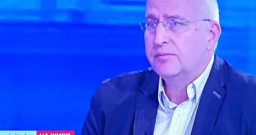 Залп по президента от известен политолог