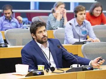 Скандал в Европарламента! Взимат имунитет заради изнасилване