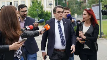Прокуратурата погна Асен Василев (ОБНОВЕНА)