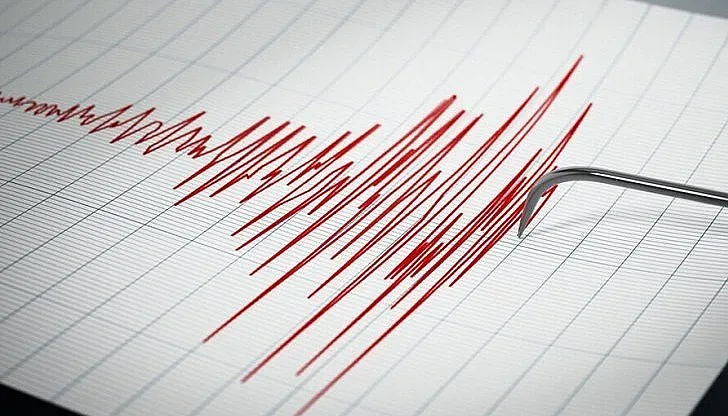 Буре с барут. Пет труса на Балканите