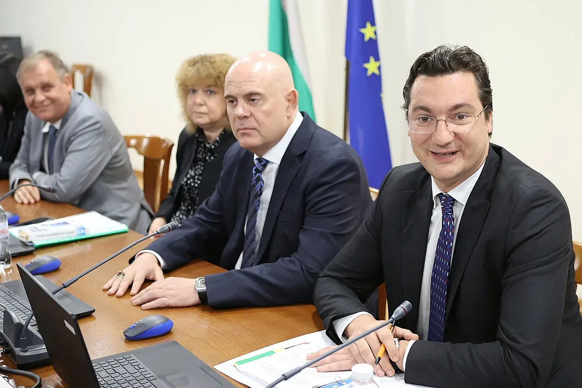 Кой да избира нов главен прокурор? Мнението на Крум Зарков