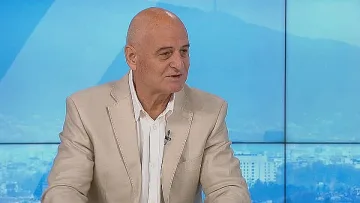 Експерт по сигурност даде прогноза кога си отива Гешев