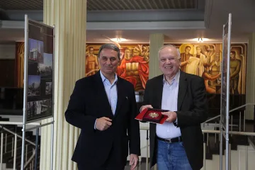 Фотоизложба „70 години УХТ“ бе открита днес