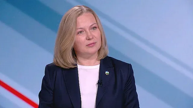 "Промяната" продължава с натиска. Извива ръцете на Борисов