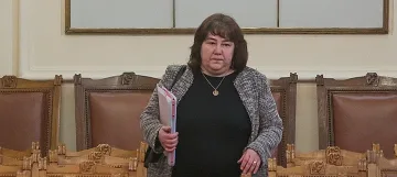 Парите в хазната свършват. Три сценария