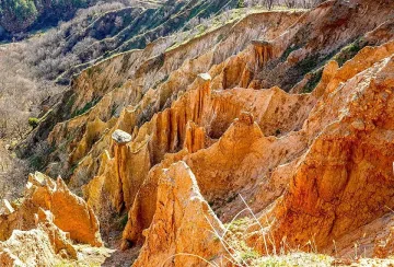 10 чудодейни места в България чистят магия. Разкри ги Жената Чудо