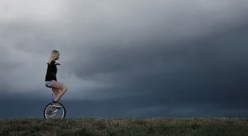 Хладен и мрачен ден, но ето кога да очакваме промяната