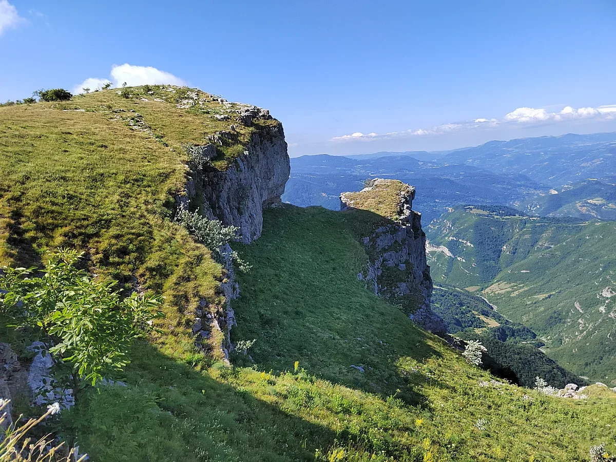 Приказно място у нас пази легенди от близко и далечно минало