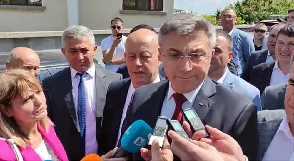 Карадайъ каза влиза ли ДПС в кабинета