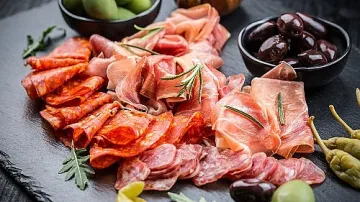 Lidl прилага строг качествен контрол на колбасите собствена марка