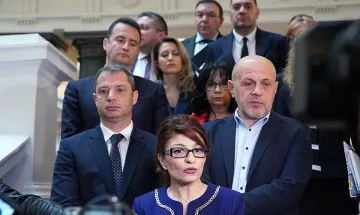 Атанасова с предупреждение, какво предстои
