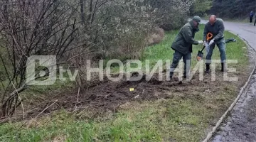 Вижте мястото на взрива срещу Гешев. Първа версия за килърите