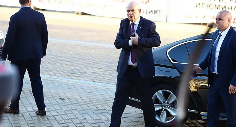 Въпросът. Кой е изпял маршрута на Гешев?