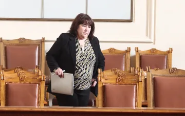 Никой не харесва 6,4% дефицит. А 22% ДДС?