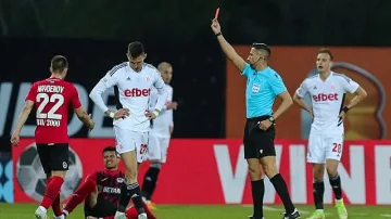 Драма на полуфинал! ЦСКА 1948 удари "Локо" (Сф)