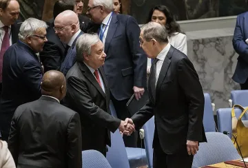 Гутериш предаде на Лавров писмо до Путин, какво пише