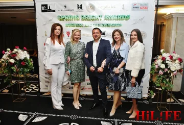 Зам-министърът на туризма връчи награди за бизнес и туризъм Bright Awards