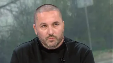 Бащата на Сияна избухна срещу немската посланичка