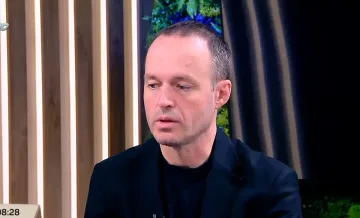Топ политолог скъса знамената на БОЕЦ и свали маската на Радев