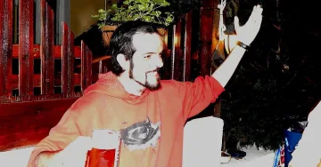 Отиде си известен журналист. Бе само на 44