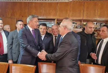 Знакова визита. Карадайъ посрещна Кълъчдароглу в Кърджали