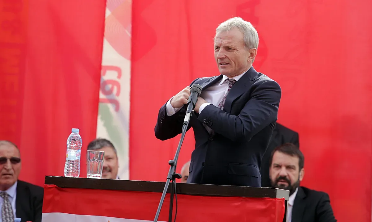 Гриша Ганчев вдигна залозите. Уникални премии за Вечното дерби