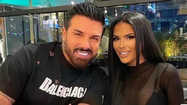 Обрат в живота на Джизъса. Сюрприз от Поли